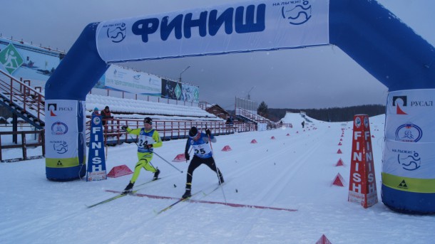 Екатерина Пьянкова и Александр Игнатов завоевали золото первого дня первенства Коми по лыжным гонкам