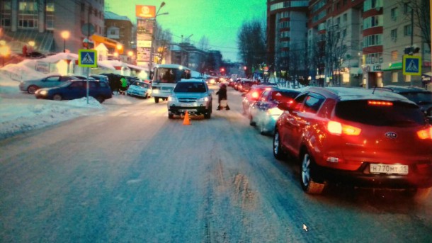 В центре Сыктывкара сбили мужчину