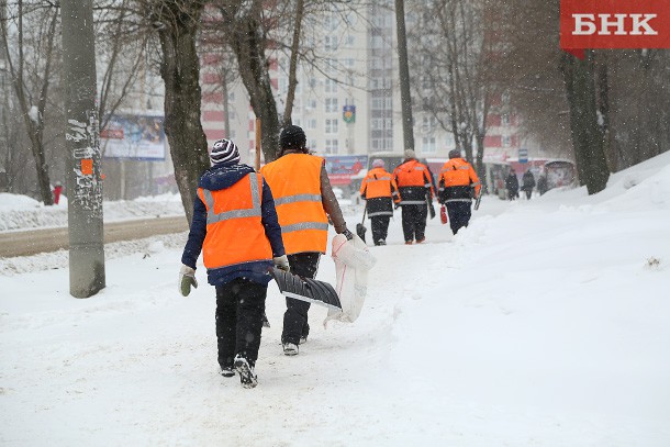 Спасатели напомнили жителям Коми о бдительности во время снегопадов