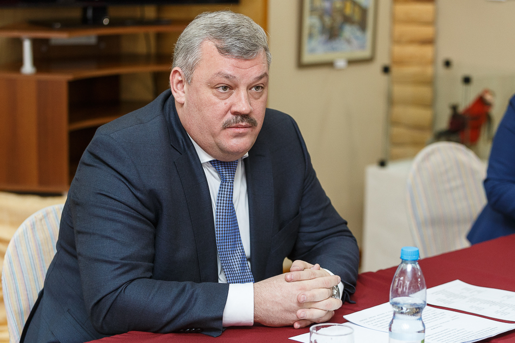 Glava_Lomy_01.jpg Glava_Lomy_01.jpg