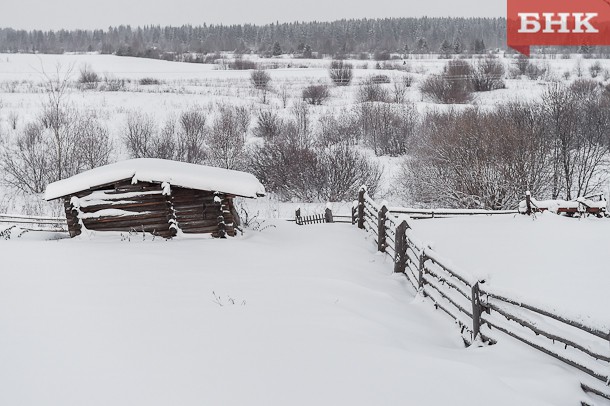 Температура чуть ниже нуля и снегопады ожидают жителей Коми