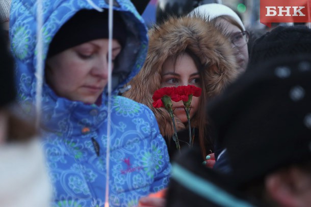 Коми скорбит по погибшим в Кемерово