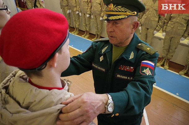 Юнармейцы готовятся к параду Победы в Сыктывкаре