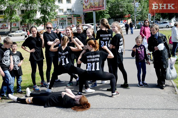 «Гажа движ» в Сыктывкаре: рэп-баттлы, байкеры, дроны и фаст-фуд