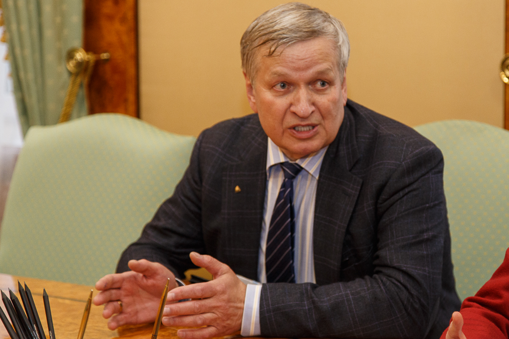 Glava_Soveschanie_Perevozki_02.jpg Glava_Soveschanie_Perevozki_02.jpg