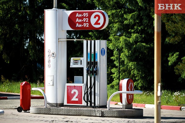 Жители Коми могут позволить себе тысячу литров бензина в месяц