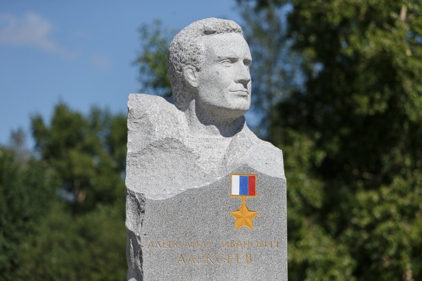Glava_100_Let_FSB_01_mainPhoto.jpg