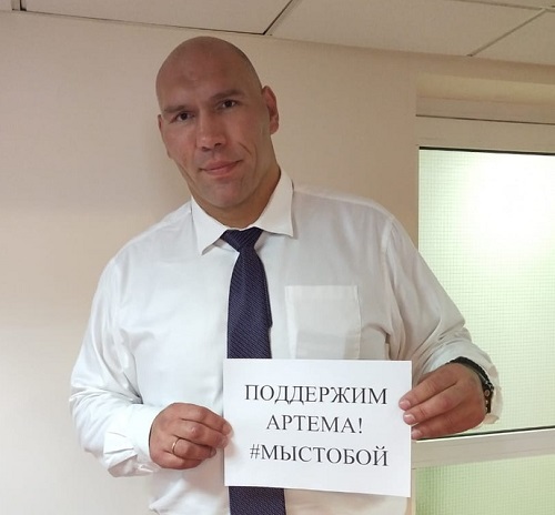Николай Валуев поддержал больного лейкозом боксера из Коми