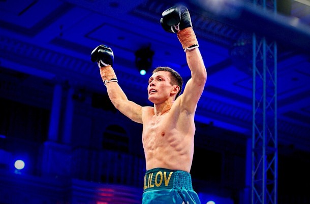  Боксер Ержан Залилов из Коми техническим нокаутом добыл 11-ю победу в карьере