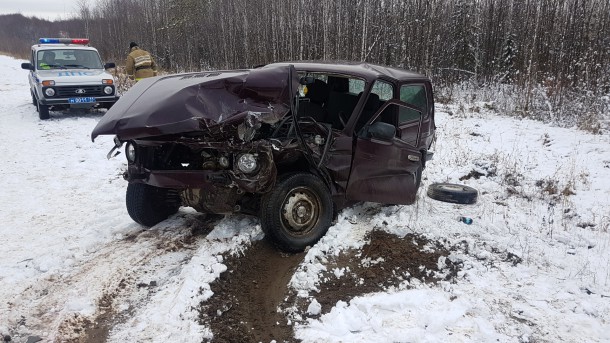 Под Усинском в тройном ДТП погиб человек