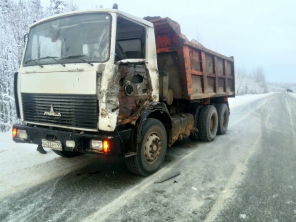 В Княжпогостском районе водитель самосвала уснул за рулем