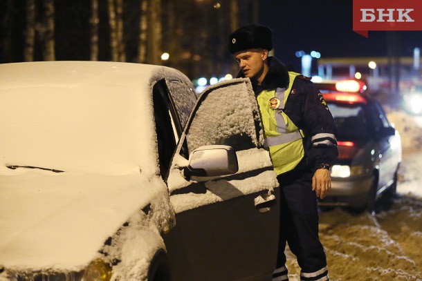 В столице Коми экипажи ГИБДД задержали десять пьяных водителей