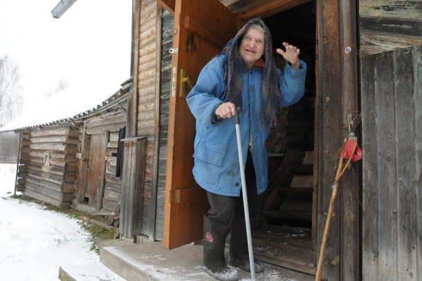 Пенсионерке из деревни Поддубье подарили выльгортские валенки