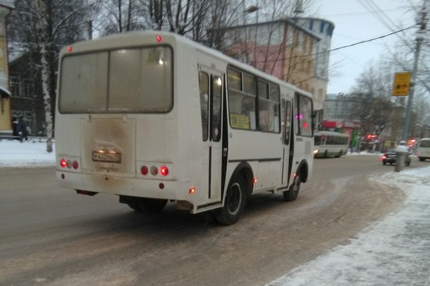 Народный корреспондент: «Автобусы устроили в Сыктывкаре «Формулу-1»