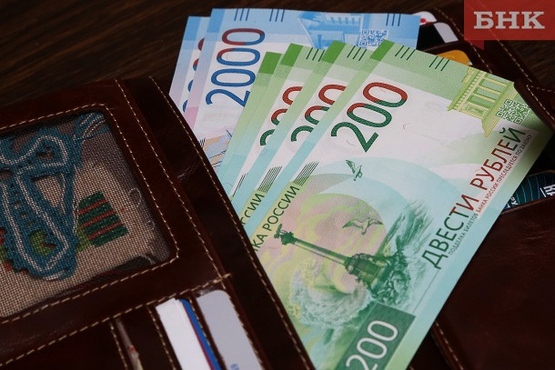 «Сотрудник банка» лишил пенсионерку из Сосногорска 28 тысяч рублей