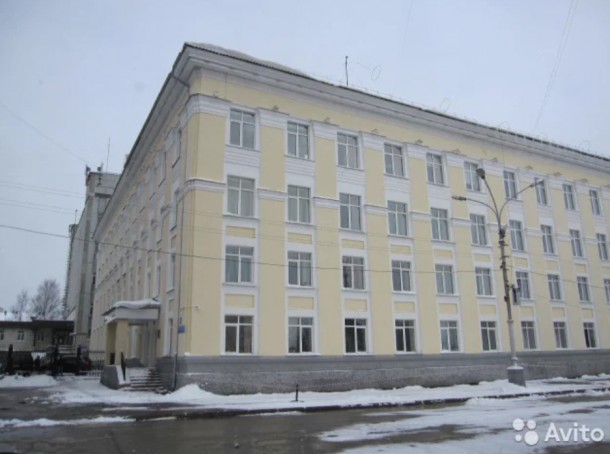 Здание на Стефановской площади в Сыктывкаре продают за 192 млн рублей