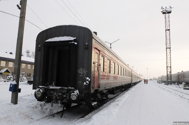 В столице Коми поезд насмерть сбил человека 