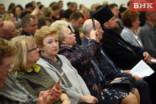 BOB_8820.jpg BOB_8820.jpg