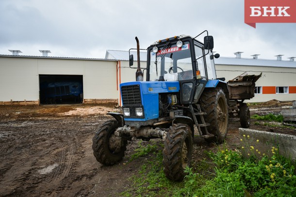 Фермерам Коми добавят денег на тракторы и косилки