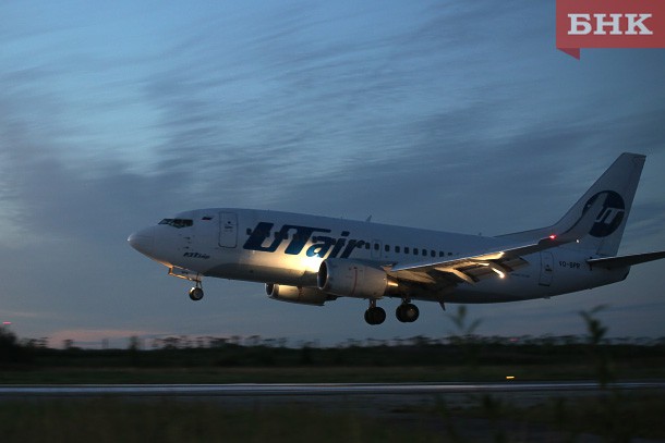 Boeing 737 экстренно сел в Сыктывкаре