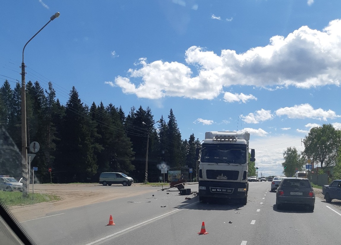 EjuL6ssXJok.jpg EjuL6ssXJok.jpg