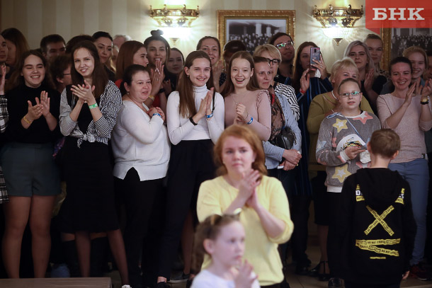 BOB_6400.jpg BOB_6400.jpg