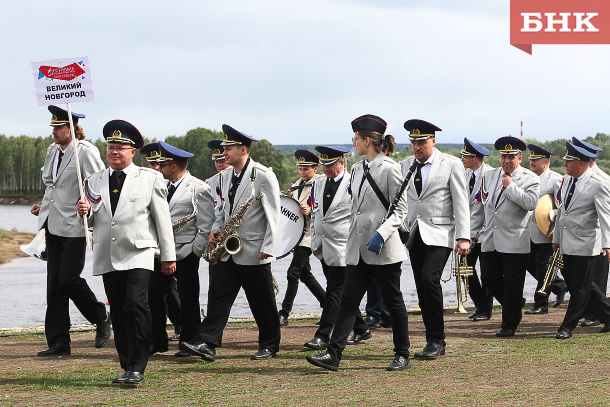 BOB_9497.jpg BOB_9497.jpg