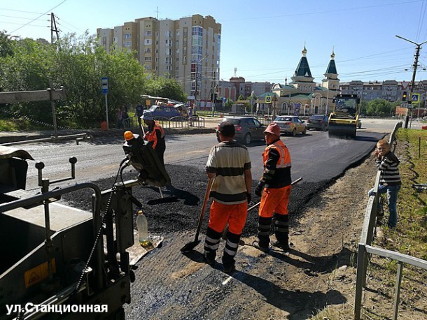 В Сыктывкаре начали асфальтировать улицу Станционную