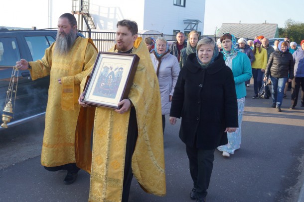 В честь иконы от сенатора в Ижемском районе устроили крестный ход