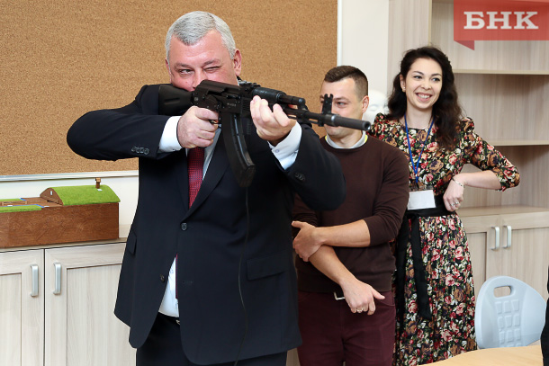 BOB_1835.jpg BOB_1835.jpg