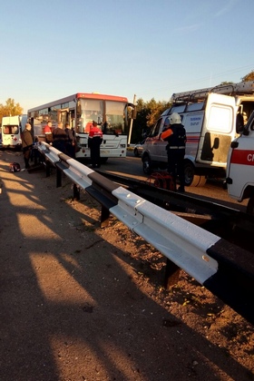 В ДТП с автобусом в Ухте пострадали две пассажирки