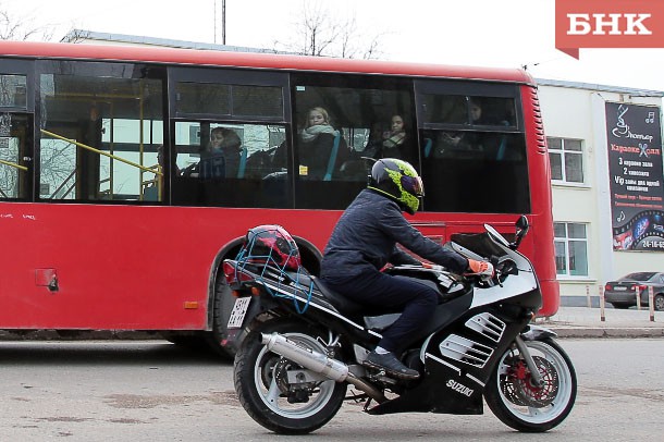 Эжвинец не нашел в посылке мотоцикл