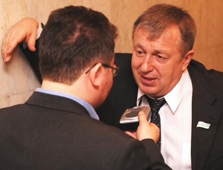 Неудача инициатив эсеров не расстроила Сергея Катунина